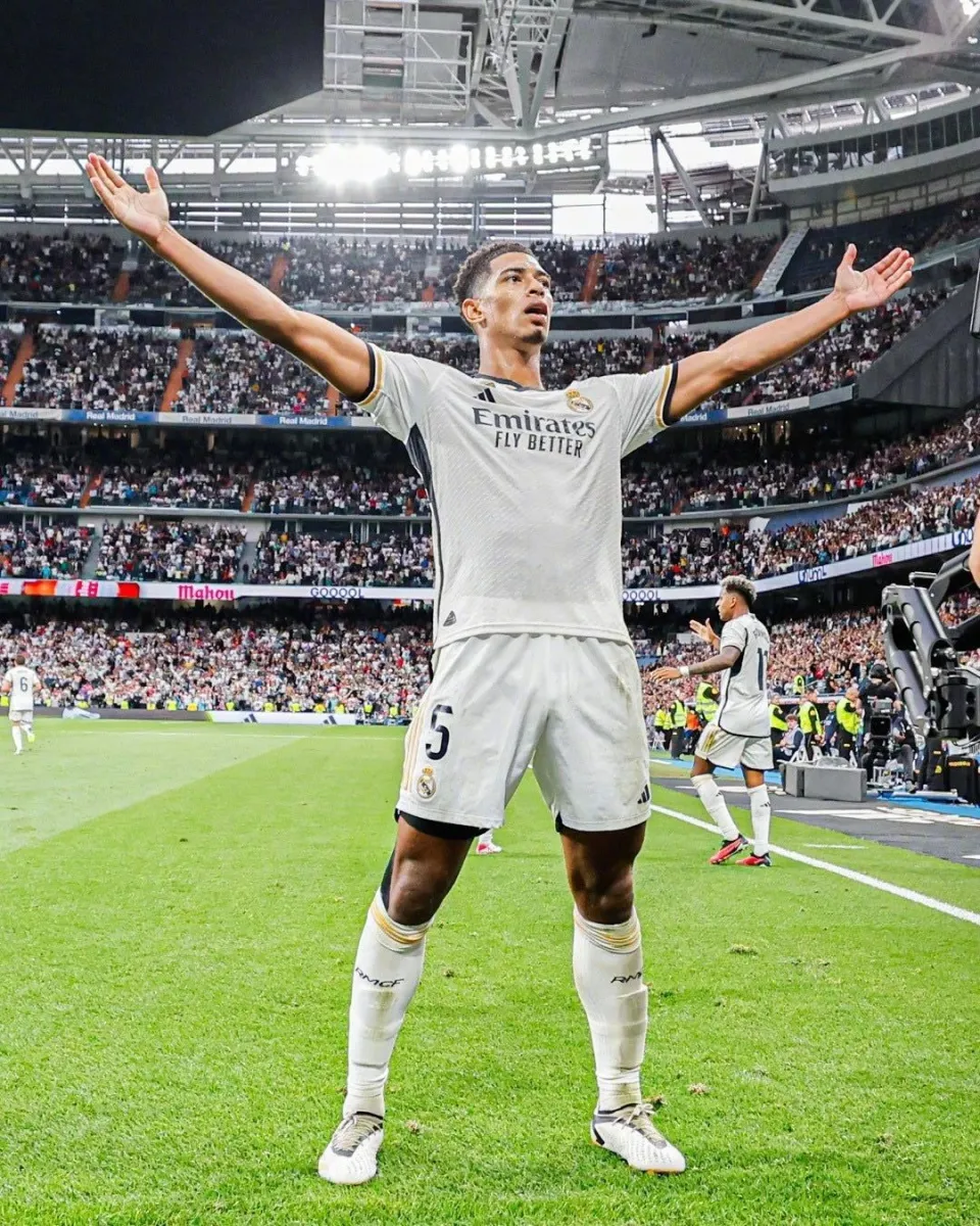 张开双臂迎接全场 - 图片 4